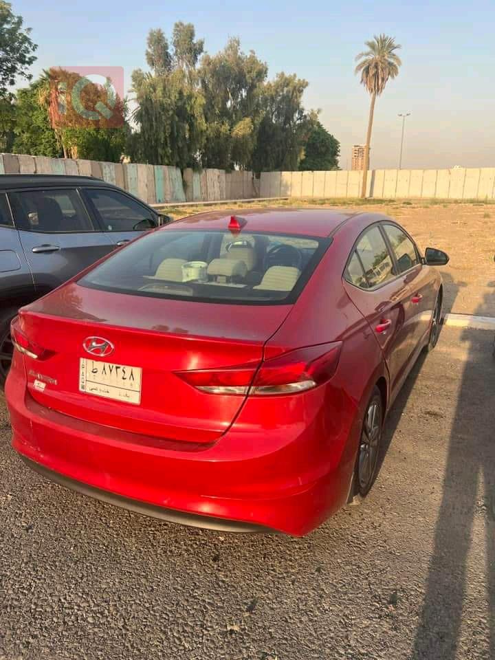 هیوندای ئەلەنترا